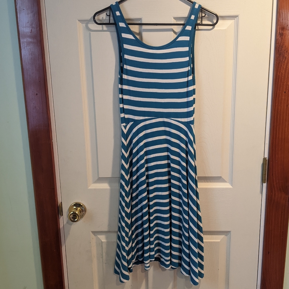 ♦️B2G1FREE♦️ Fit & Flare striped tank top dress - Picture 4 of 4